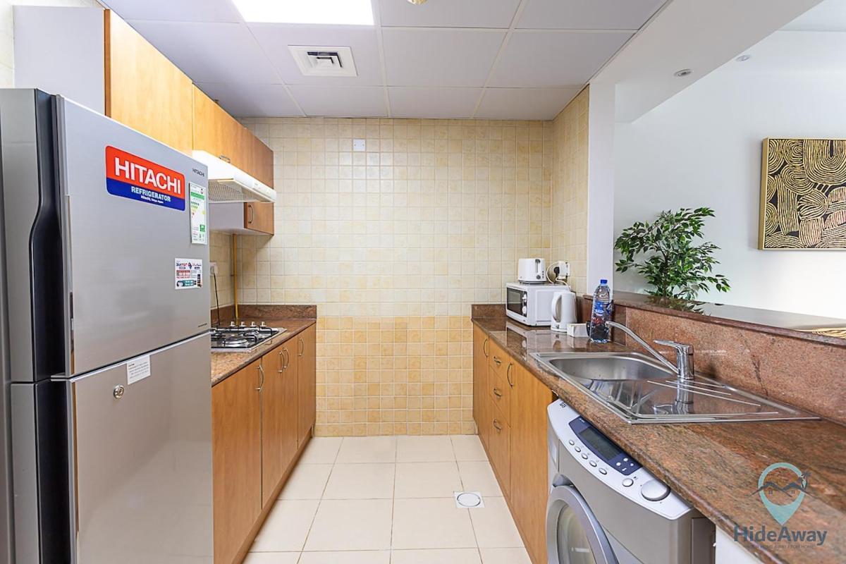 Apartment Cozy L Marina L Parking, Pool & Gym Dubai